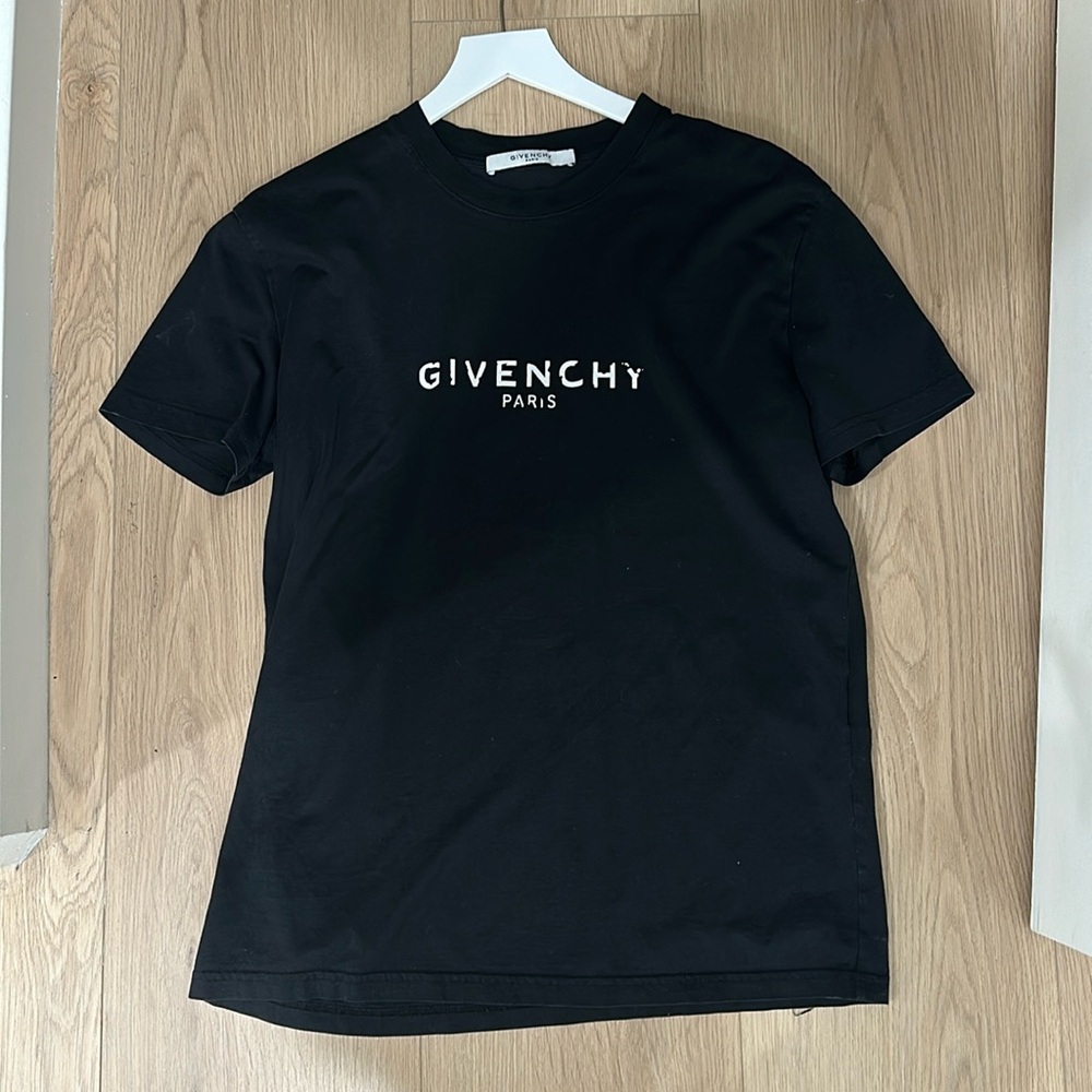 Givenchy t shirt
